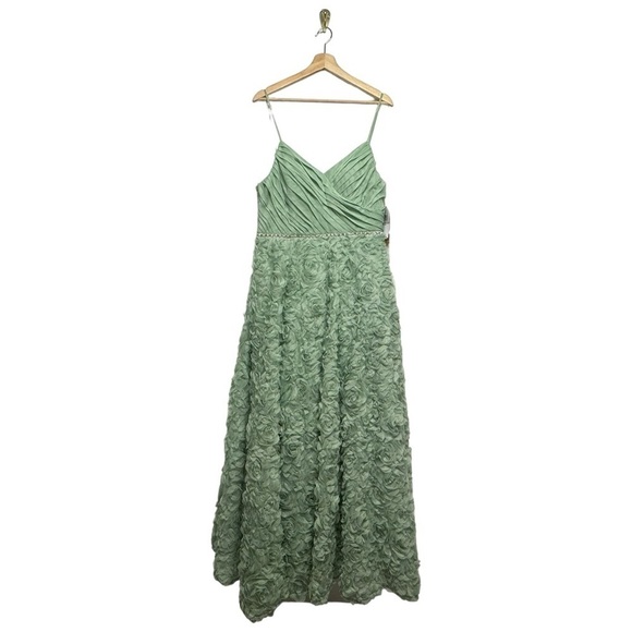 NWT SAY YES Juniors' 3D Rosettes-Skirt Shirred-Top Gown 16 - Picture 7 of 14